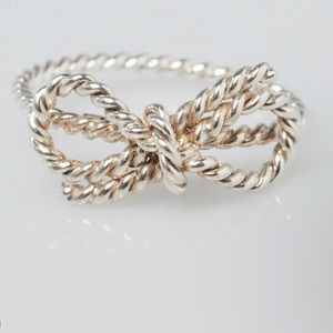 Tiffany and Co. Sterling Silver Twist Bow Ring size 5.5 5 1/2